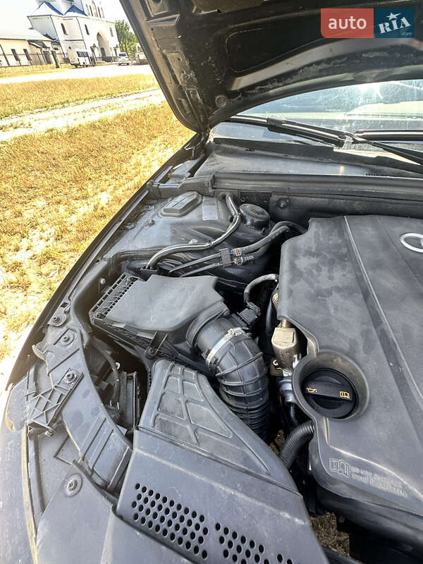 Седан Audi A4 2011 в Кременці