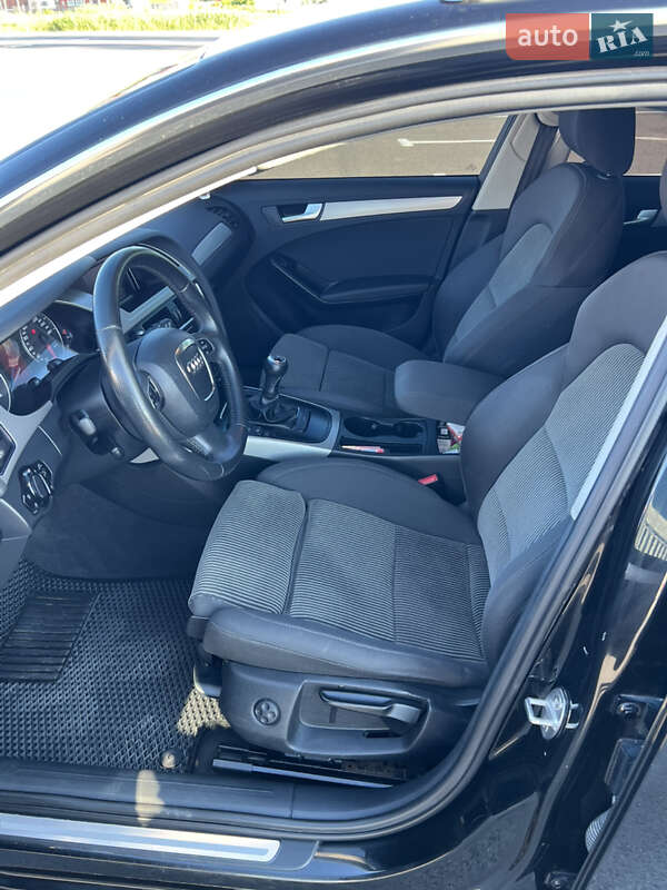 Универсал Audi A4 2009 в Луцке