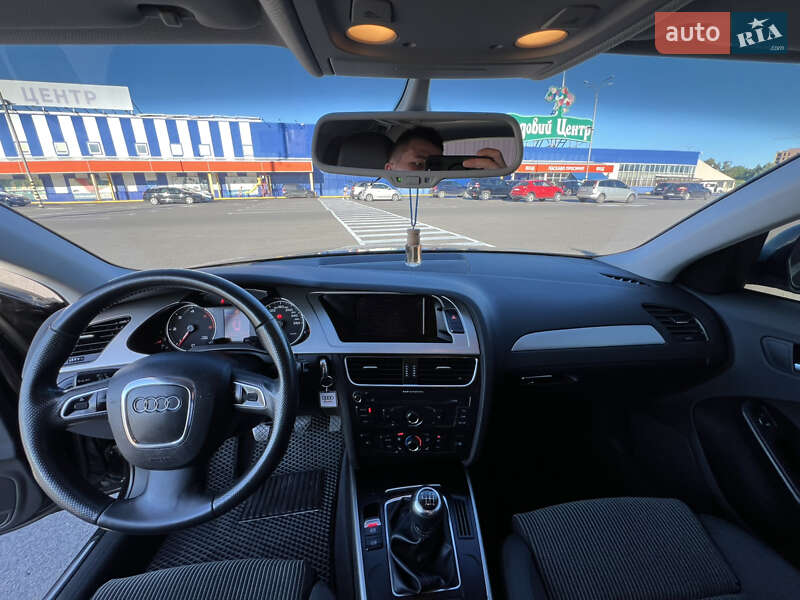 Универсал Audi A4 2009 в Луцке
