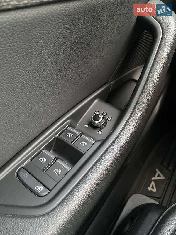 Седан Audi A4 2016 в Києві