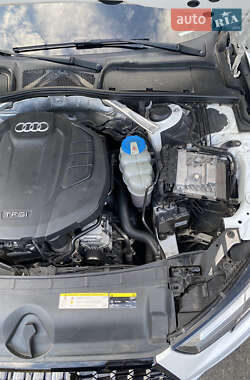 Седан Audi A4 2016 в 