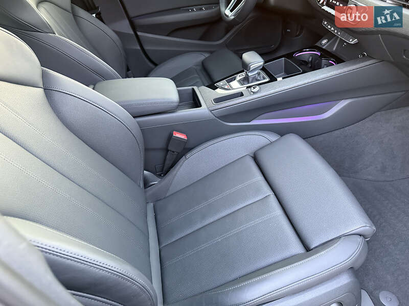 Седан Audi A4 2022 в Одесі