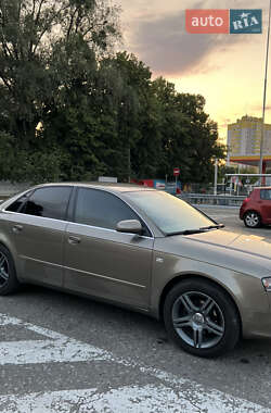 Седан Audi A4 2005 в 