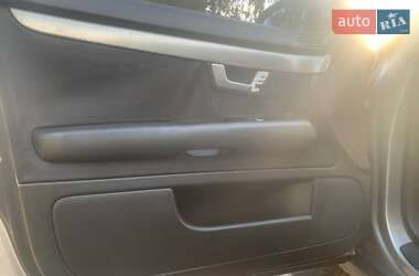 Седан Audi A4 2001 в 