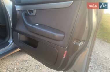 Седан Audi A4 2001 в 
