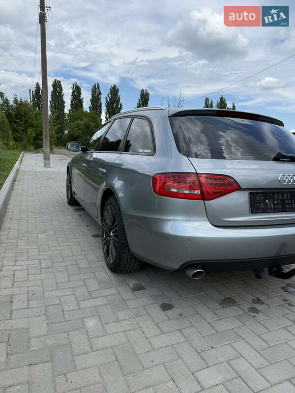 Універсал Audi A4 2010 в Луцьку