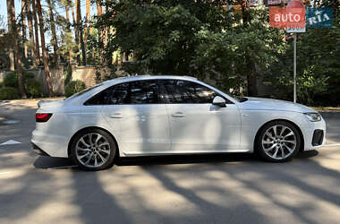 Седан Audi A4 2020 в 
