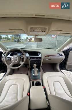Седан Audi A4 2012 в 
