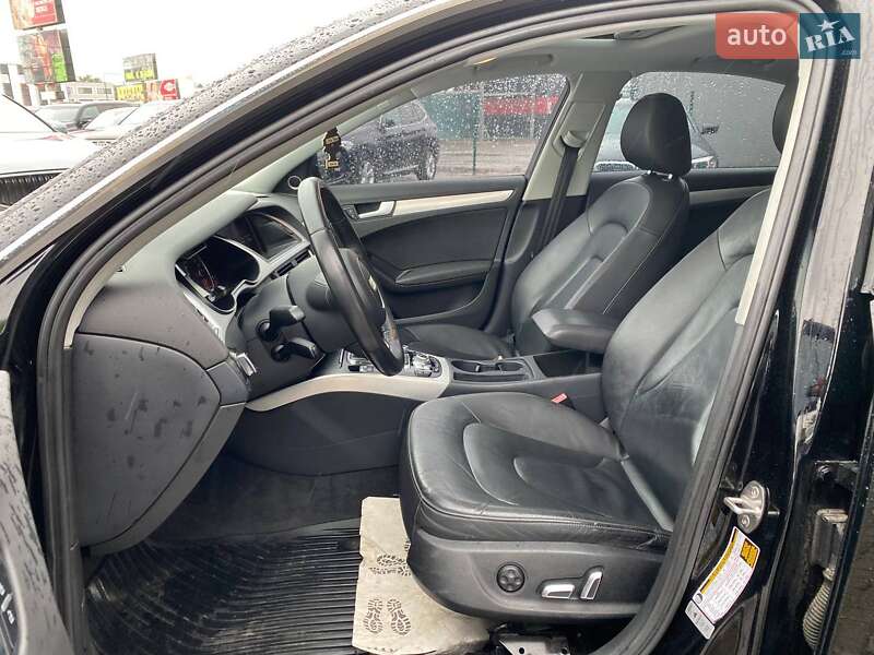Седан Audi A4 2015 в Львове