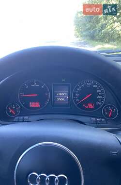 Седан Audi A4 2002 в 