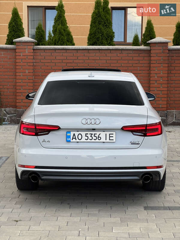 Седан Audi A4 2016 в Мукачево