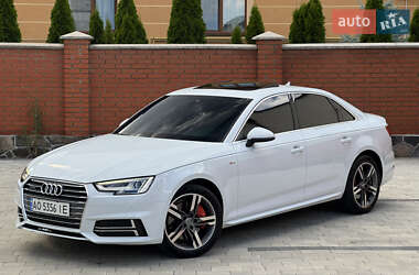 Седан Audi A4 2016 в Мукачево