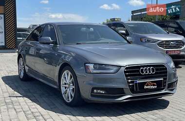 Седан Audi A4 2013 в 