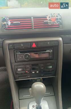 Универсал Audi A4 2003 в 