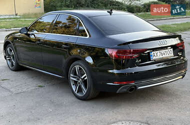 Седан Audi A4 2017 в 