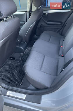 Универсал Audi A4 2006 в 