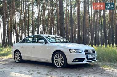 Седан Audi A4 2012 в 
