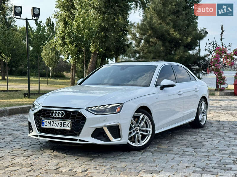 Седан Audi A4 2022 в Киеве