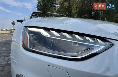 Седан Audi A4 2022 в 