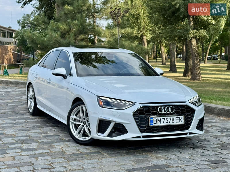 Седан Audi A4 2022 в Киеве