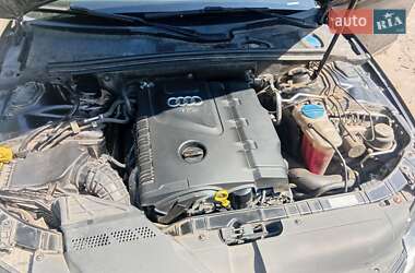 Седан Audi A4 2010 в 