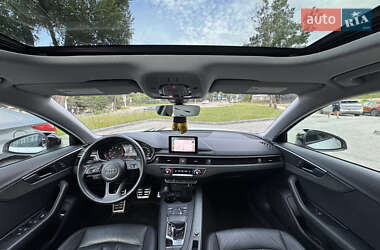 Седан Audi A4 2019 в 