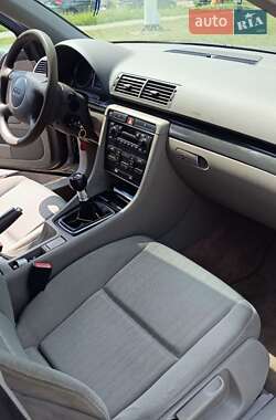 Седан Audi A4 2002 в 