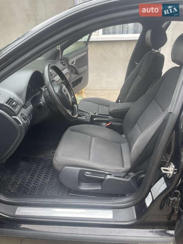 Седан Audi A4 2006 в Снігурівці