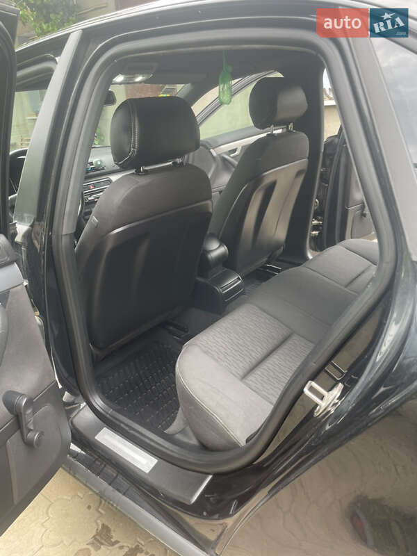 Седан Audi A4 2006 в Снігурівці