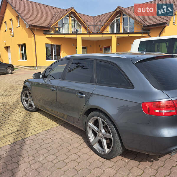 Универсал Audi A4 2012 в Ужгороде