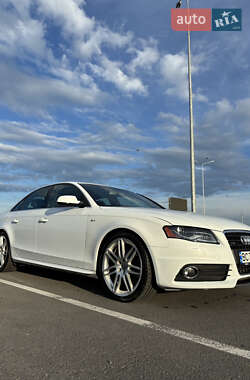 Седан Audi A4 2012 в Львове