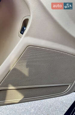 Седан Audi A4 2010 в 