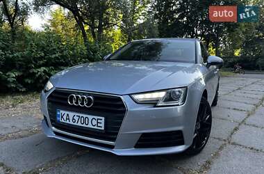 Седан Audi A4 2016 в 