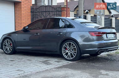 Audi A4 2019