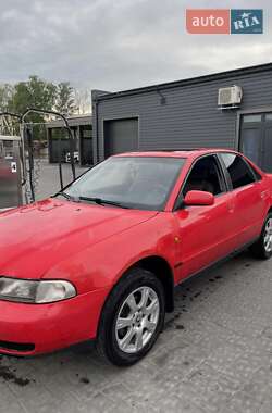 Седан Audi A4 1998 в Ивано-Франковске