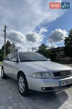 Универсал Audi A4 1999 в Сарнах