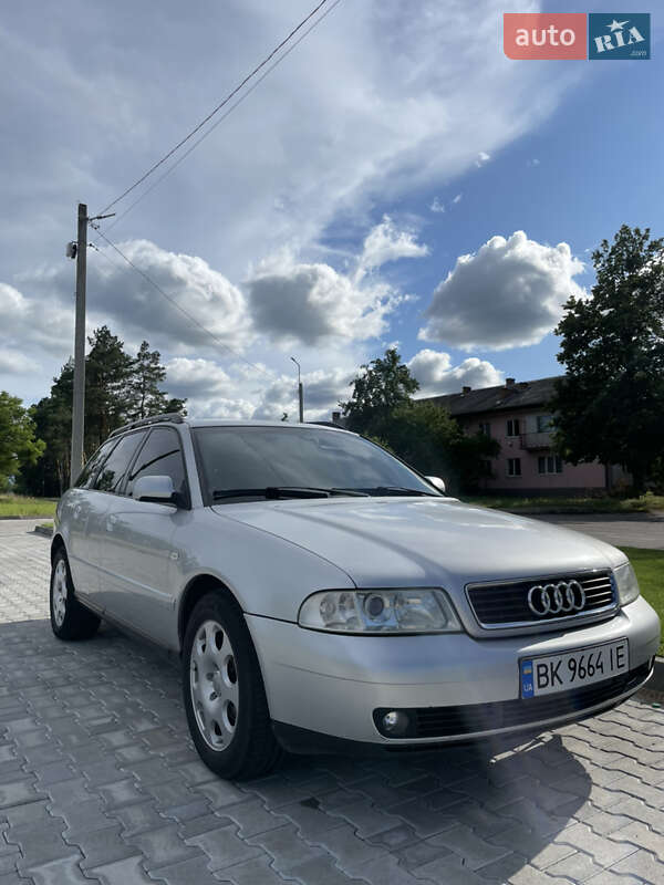 Универсал Audi A4 1999 в 