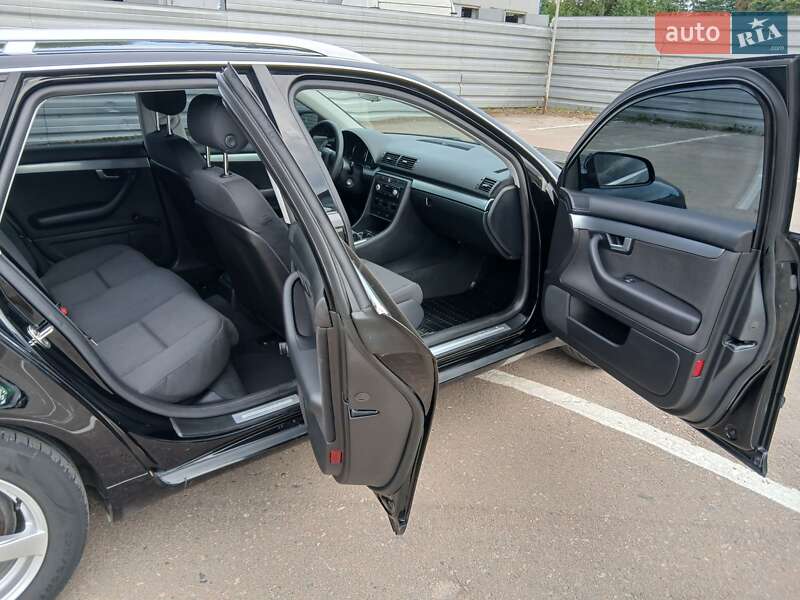 Универсал Audi A4 2004 в Ровно