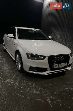 Седан Audi A4 2015 в 