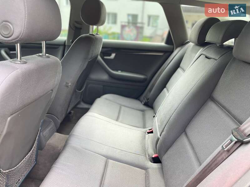 Универсал Audi A4 2002 в Киеве