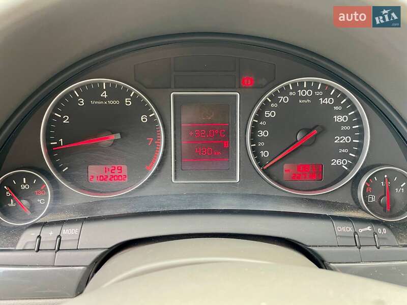 Универсал Audi A4 2002 в Киеве