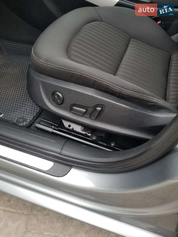 Универсал Audi A4 2011 в Бучаче