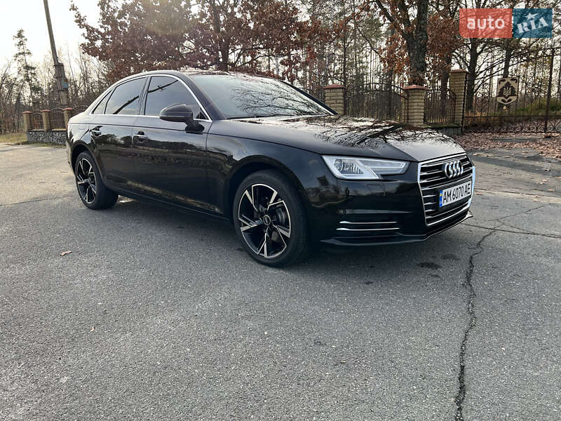 Audi A4 2015