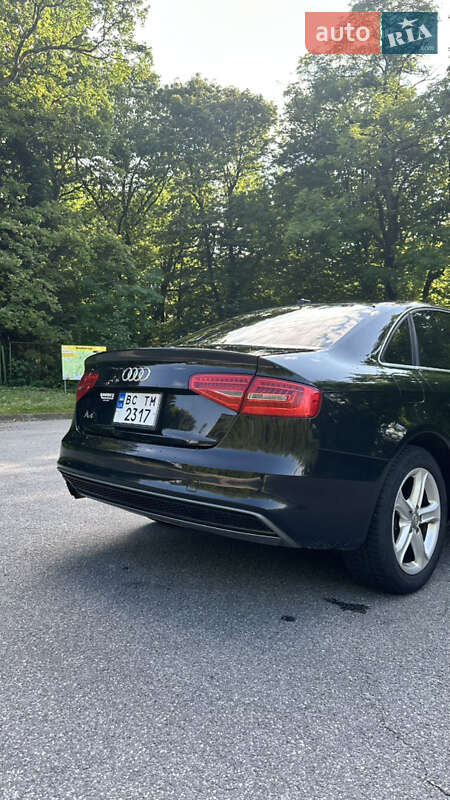 Седан Audi A4 2013 в Трускавці