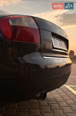 Седан Audi A4 2001 в 