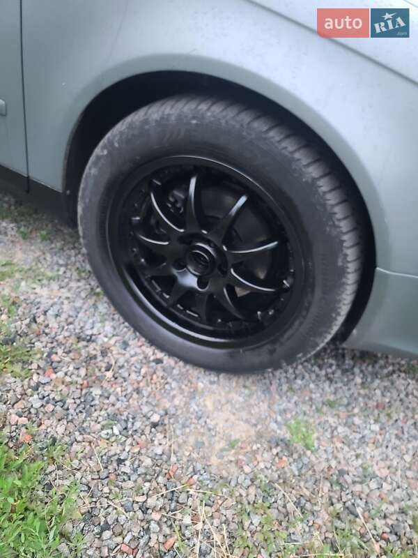 Седан Audi A4 2006 в Нежине