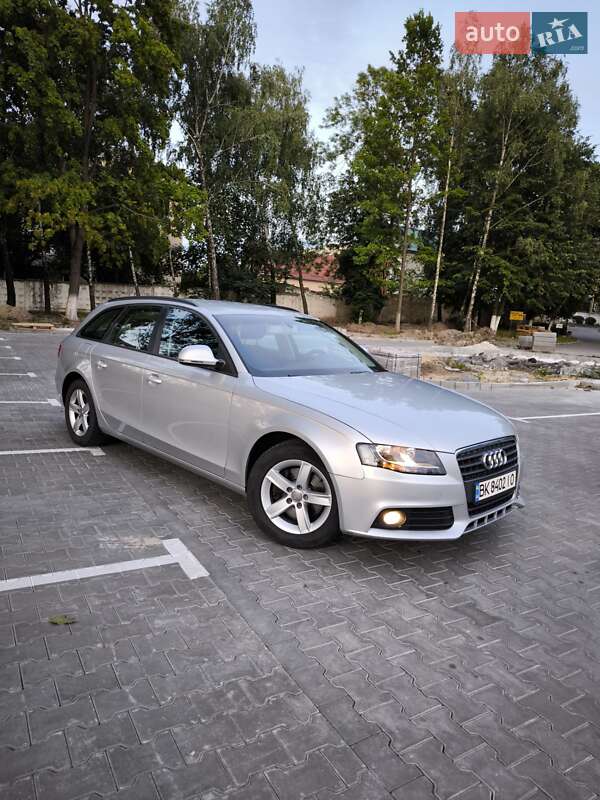Універсал Audi A4 2008 в Рівному