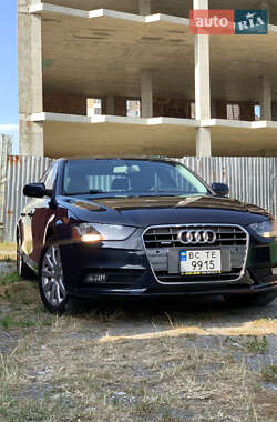 Седан Audi A4 2012 в Львові