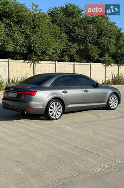 Седан Audi A4 2016 в 