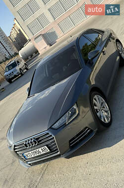 Седан Audi A4 2016 в 
